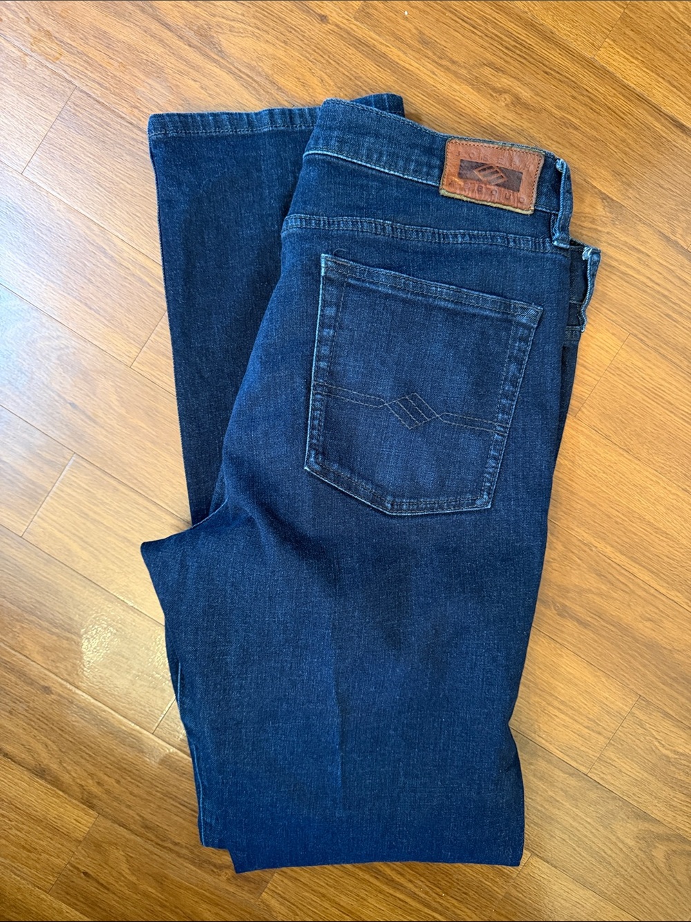 Like New Joseph Abboud Slim Fit Jeans in Dark Indigo Sz 34 x 32